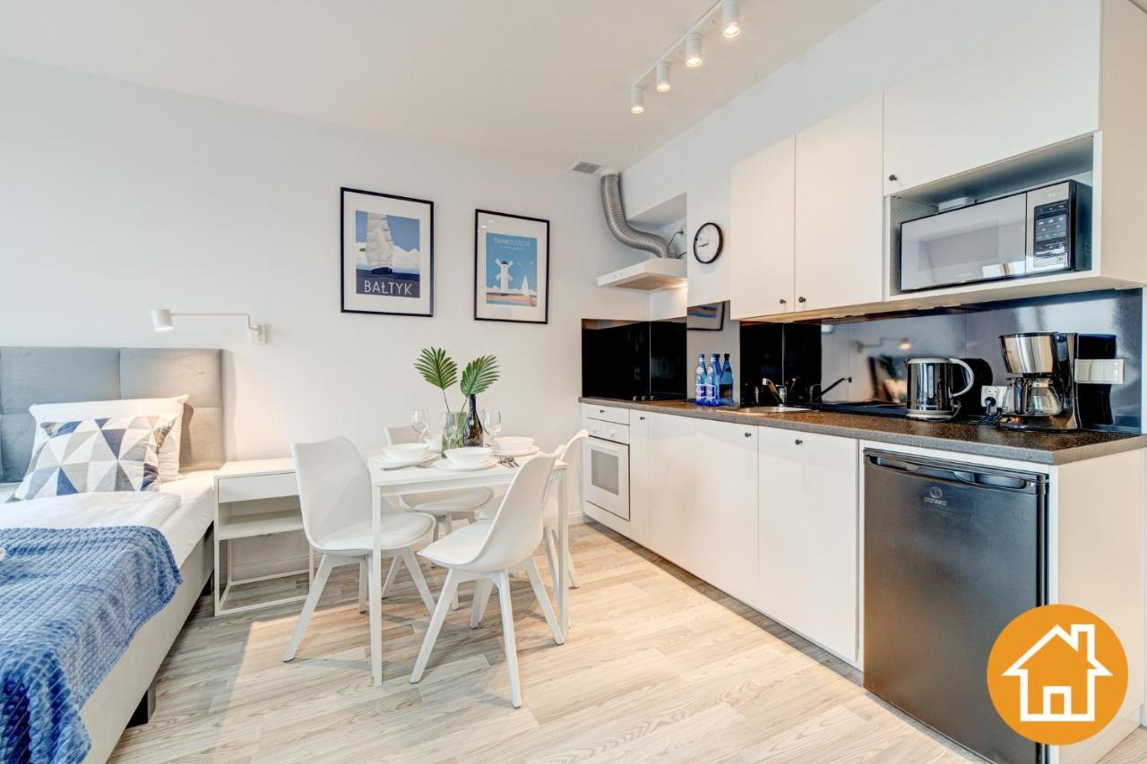 Apartament Debina Z Miejscem Parkingowym Swinemünde Exterior foto